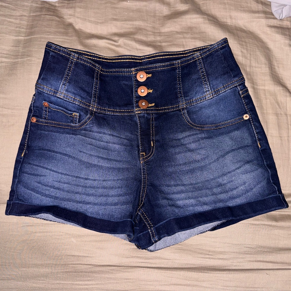 No Boundaries High Rise Shorts